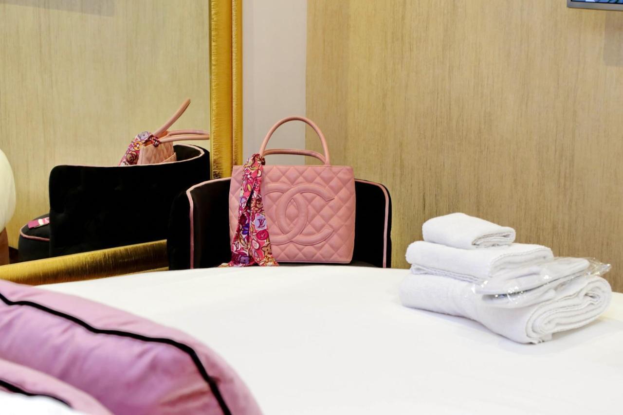 Spanish Hills Collection Luxury Suites & Jacuzzi Rome Bagian luar foto