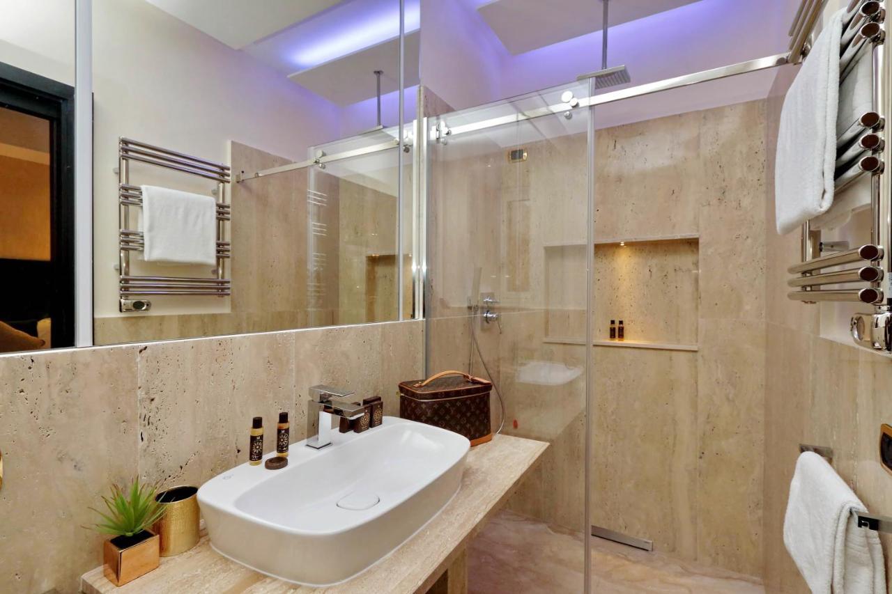 Spanish Hills Collection Luxury Suites & Jacuzzi Rome Bagian luar foto