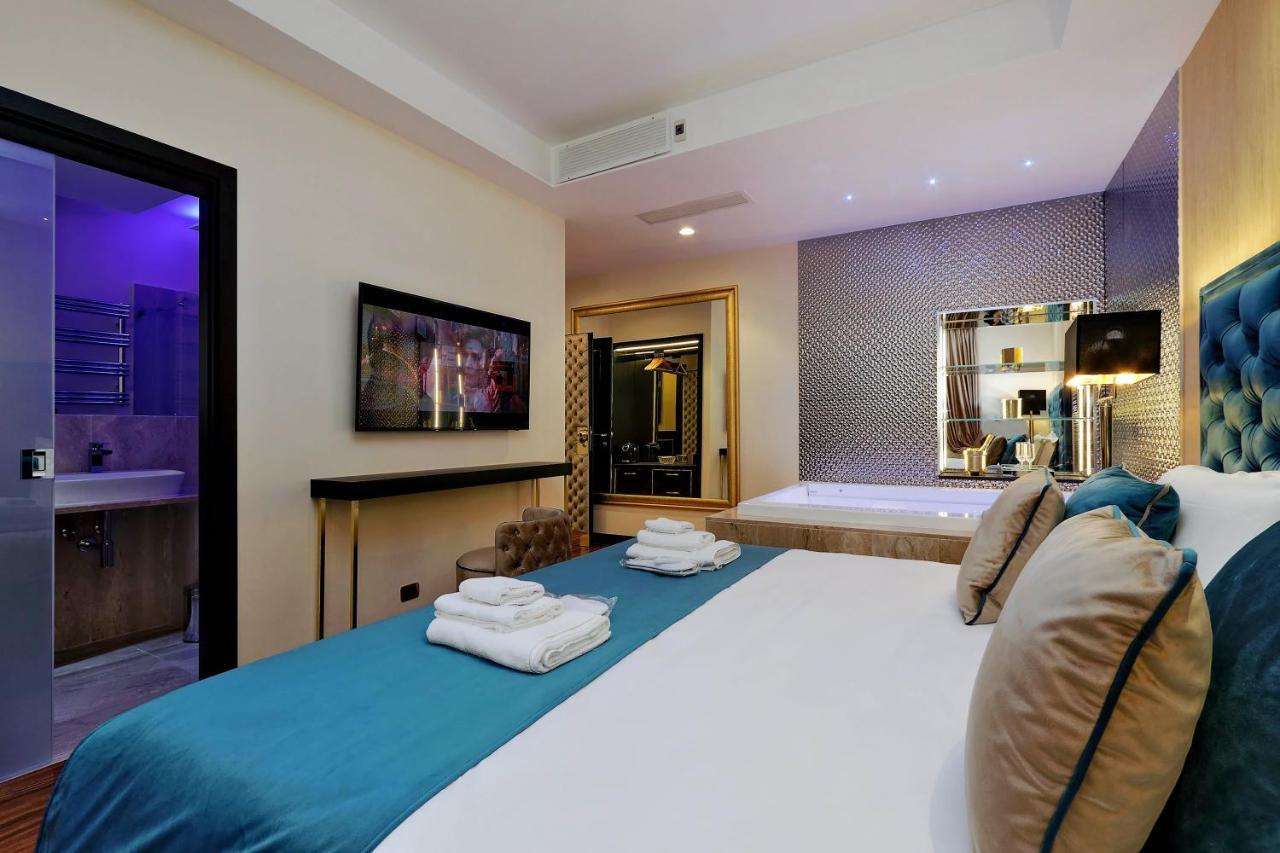 Spanish Hills Collection Luxury Suites & Jacuzzi Rome Bagian luar foto