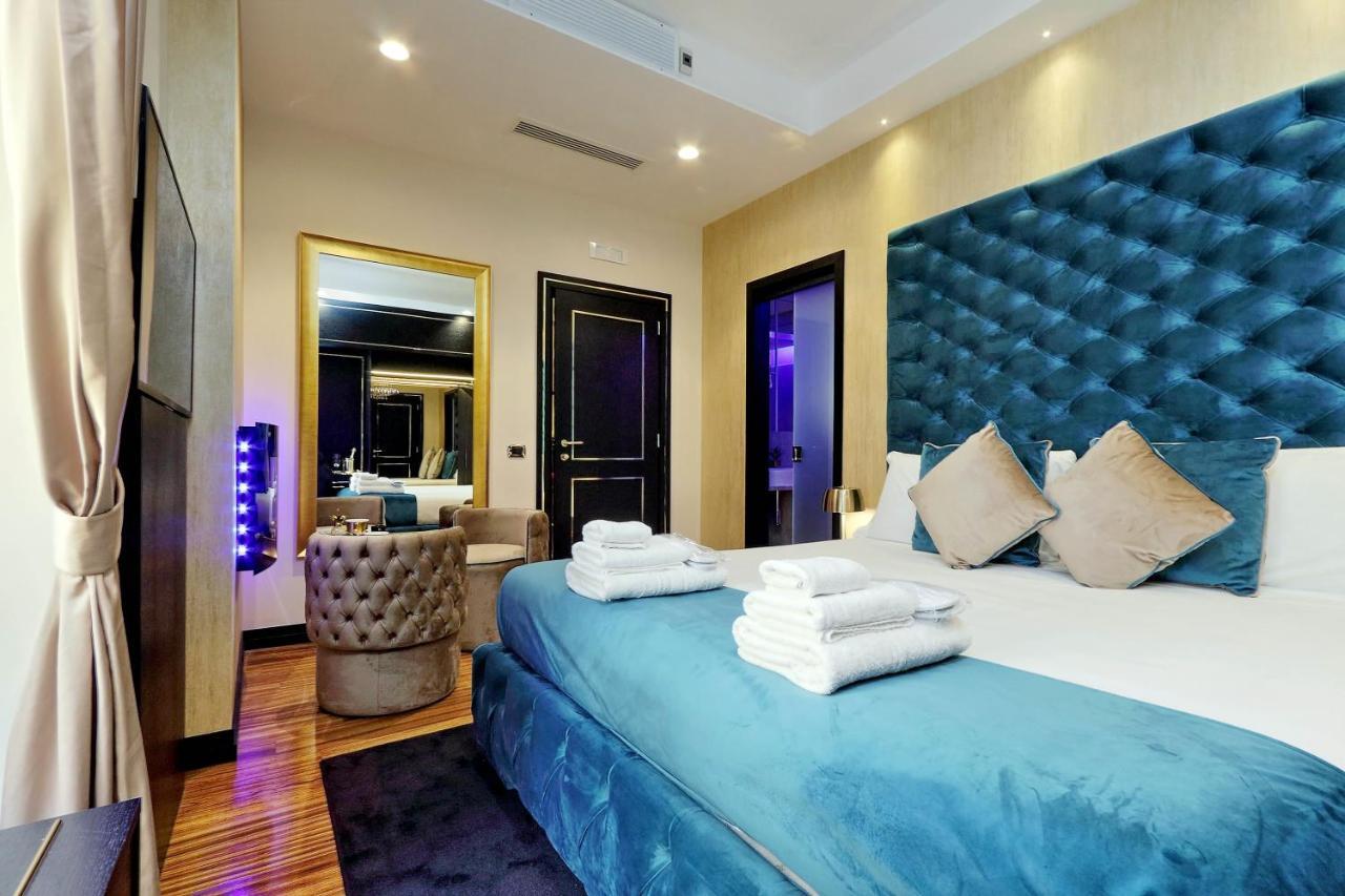 Spanish Hills Collection Luxury Suites & Jacuzzi Rome Bagian luar foto